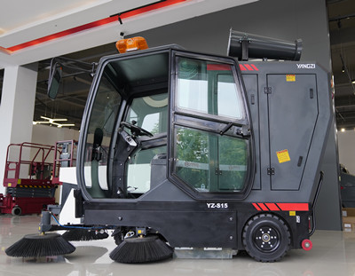 駕駛式掃地機(jī) 駕駛式掃地機(jī)