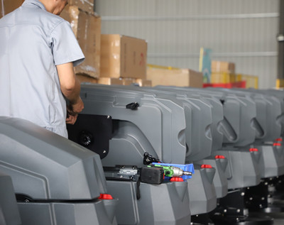 洗地機(jī)廠家 洗地機(jī)廠家