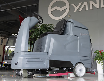 駕駛式洗地機 駕駛式洗地機